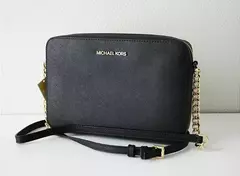 Michael Kors - Bolsa Transversal Jet Set Preto na internet