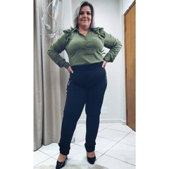 Camisa social feminina Plus size verde militar