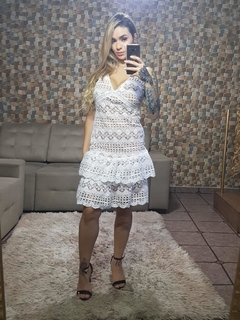 Vestido curto renda modelo sino P