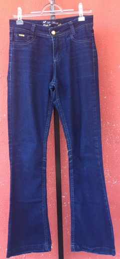 Calça jeans escura flare - Via Amore - AT29 - loja online