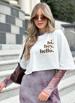 TEE CROPPED HELLO PT na internet