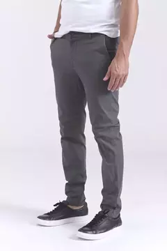 PANTALON CHINO SKINNY BRAVO en internet