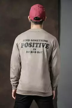 BUZO OVERSIZE POSITIVE NO END. en internet