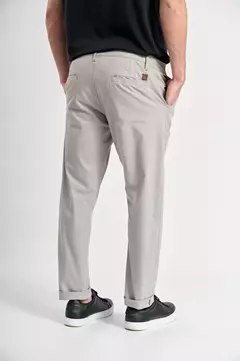 PANTALON CHINO DE GABARDINA ORSO BIANCO - comprar online