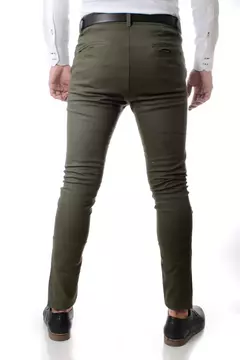 PANTALON GABARDINA CHINO SPANDEX NO END en internet