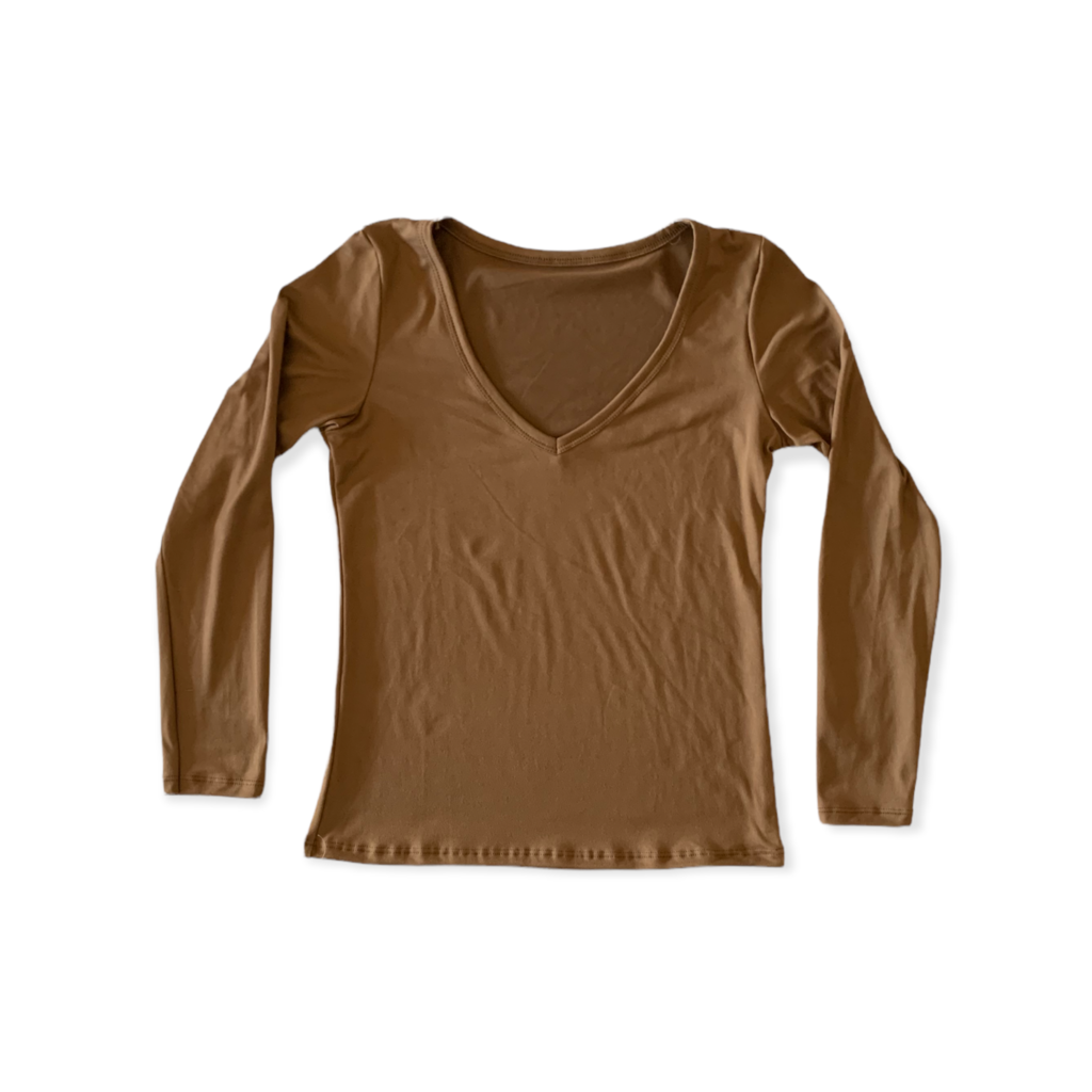 Remera manga larga escote en v 2025