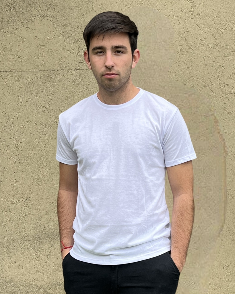 Remera blanca cuello redondo outlet