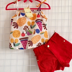 Conjunto salada de frutas vermelho