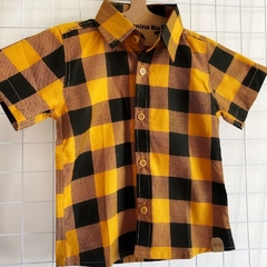 Camisa amarela quadriculada