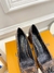 Sapato LOUIS VUITTON c/ Salto - comprar online