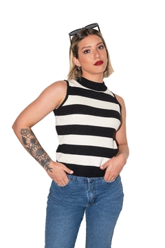 MUSCULOSA NAVY BLACK en internet