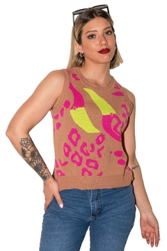 MUSCULOSA PELICAN LATTE en internet