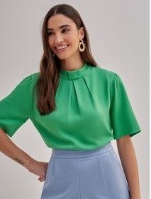 Blusa Visco Detalhe Gola Verde e Preto