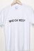 Camiseta branca who cayres na internet