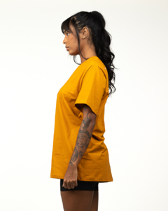 CAMISETA MOSTARDA 100% ALGODÃO FIO 30.1 PENTEADO - comprar online