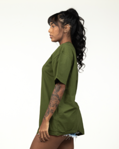 OVERSIZED VERDE MUSGO 100% ALGODÃO FIO 30.1 PENTEADO - comprar online