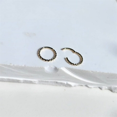 Piercing Argola Conch Torcido - comprar online