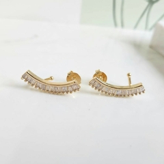 Ear Cuff Cravejado Baguete Aurea Banhado a Ouro na internet