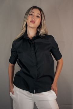 CAMISA OLÍVIA PRETA