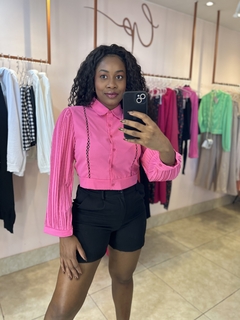 CAMISA CROPPED - Pink - comprar online