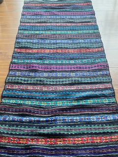 Passadeira Kilim Ucraniano - Le Village Sainte Clotilde