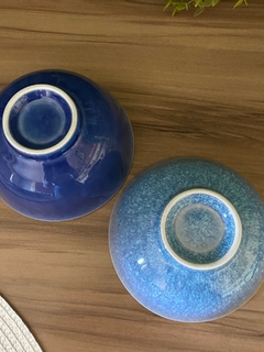 Par de bowls azul na internet