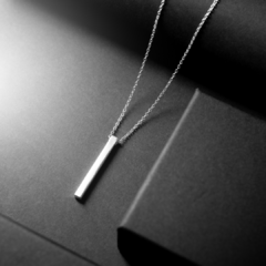 Collar Minimal Silver Bar - comprar online