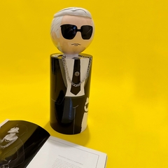 Mega Karl Lagerfeld en internet