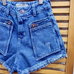 Imagem do Short Jeans Bolsos Sobrepostos