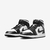 Air Jordan 1 Mid “Panda” na internet