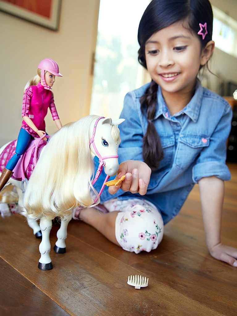 Barbie Doll & Horse Set com boneca loira em traje de Angola