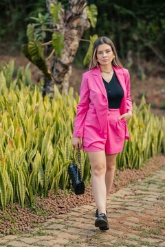 Blazer Clara na internet