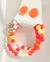 KIT DE PULSEIRAS COM BRINCO COLORIDA