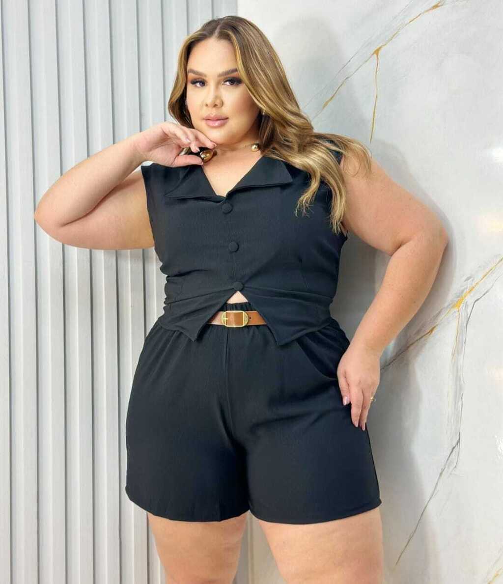 Colete preto fashion plus size