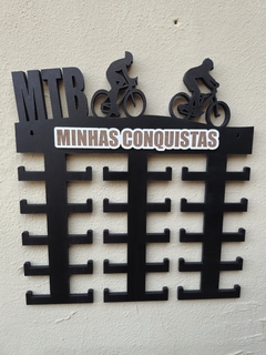 PORTA MEDALHA BIKE 35X39 MDF PRETO 6MM - Infinity Laser