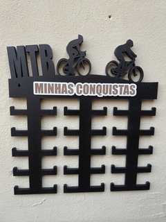 PORTA MEDALHA BIKE 35X39 MDF PRETO 6MM na internet