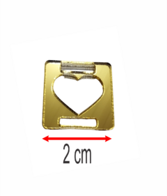 PASSANTE CORACAO QUADRADO 2 CM ACRILICO DOURADO C/25 UNI - comprar online