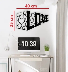 Quadro Decorativo LOVE em MDF 6mm - 40x25cm - comprar online