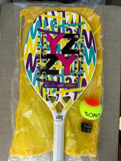 Raquete de Beach Tennis Yzzy Misty White Carbon + 01 Grip + 01 Bola BT - Raquetes Usadas BT