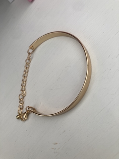 Pulsera sencilla de forma aleatoria