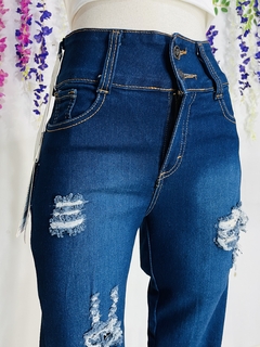 Jeans skinny rasgado corte alto en internet