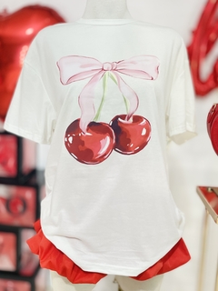 Imagen de Playera oversize estampado cherry