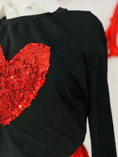 Sueter estilo sudadera con corazon de lentejuelas en internet