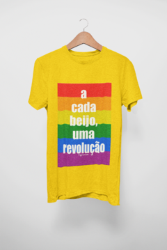 A cada beijo, uma revolução - Engrenagem