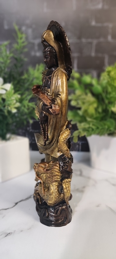 Imagen de Kuan Yin Meditando Pez Dragón Serie 2