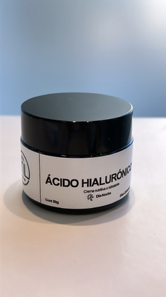 Crema con ácido hialuronico