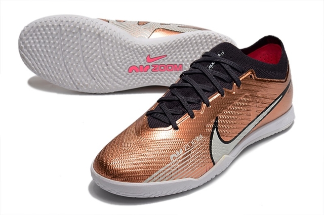 Chuteira nike sale futsal dourada