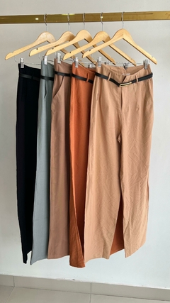 Calça pantalona Eliane