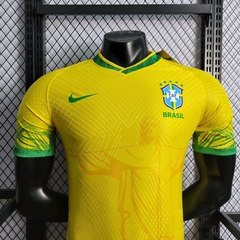 Camisa Seleção Brasileira Cristo Redentor 22/23 Jogador Nike Masculino - Amarela - comprar online