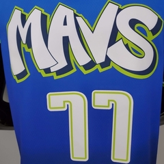 Regata Dallas Mavericks Azul e Verde - Nike - Masculina - Lux Esports - Camisas de Futebol